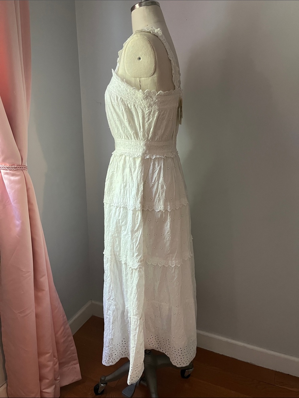 Gap x DOEN White Eyelet Tiered Midi Dress Classic Summer Coquette Cottage NWT - Picture 3 of 5